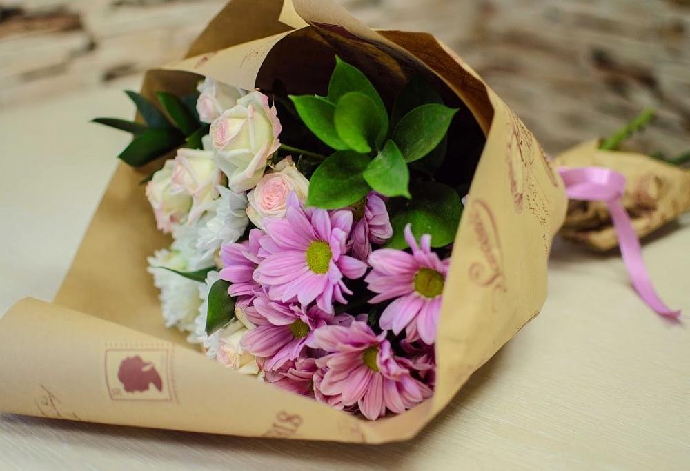 Букет цветов из: Розы и Хризантемы в Тахтамукайском