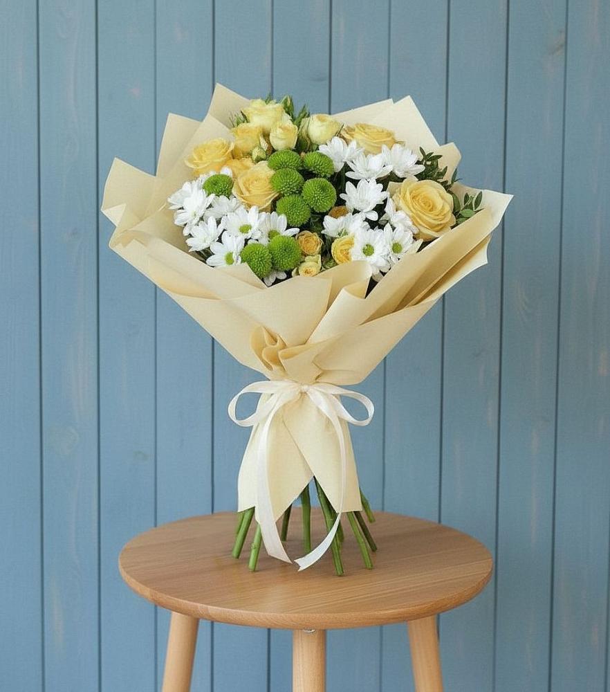 Букет цветов из: Хризантемы и Розы в Тахтамукайском