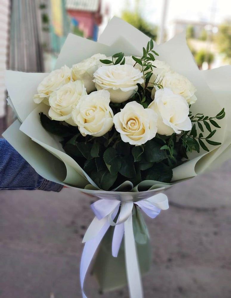 Букет Белые розы Проуд в Тахтамукайском