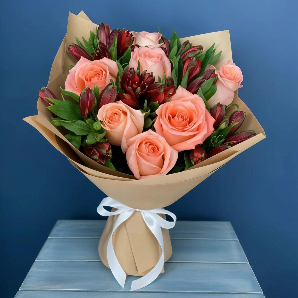 Букет цветов из: Розы и Альстромерии в Тахтамукайском