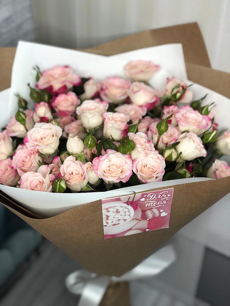 Букет цветов из: Розы в Тахтамукайском