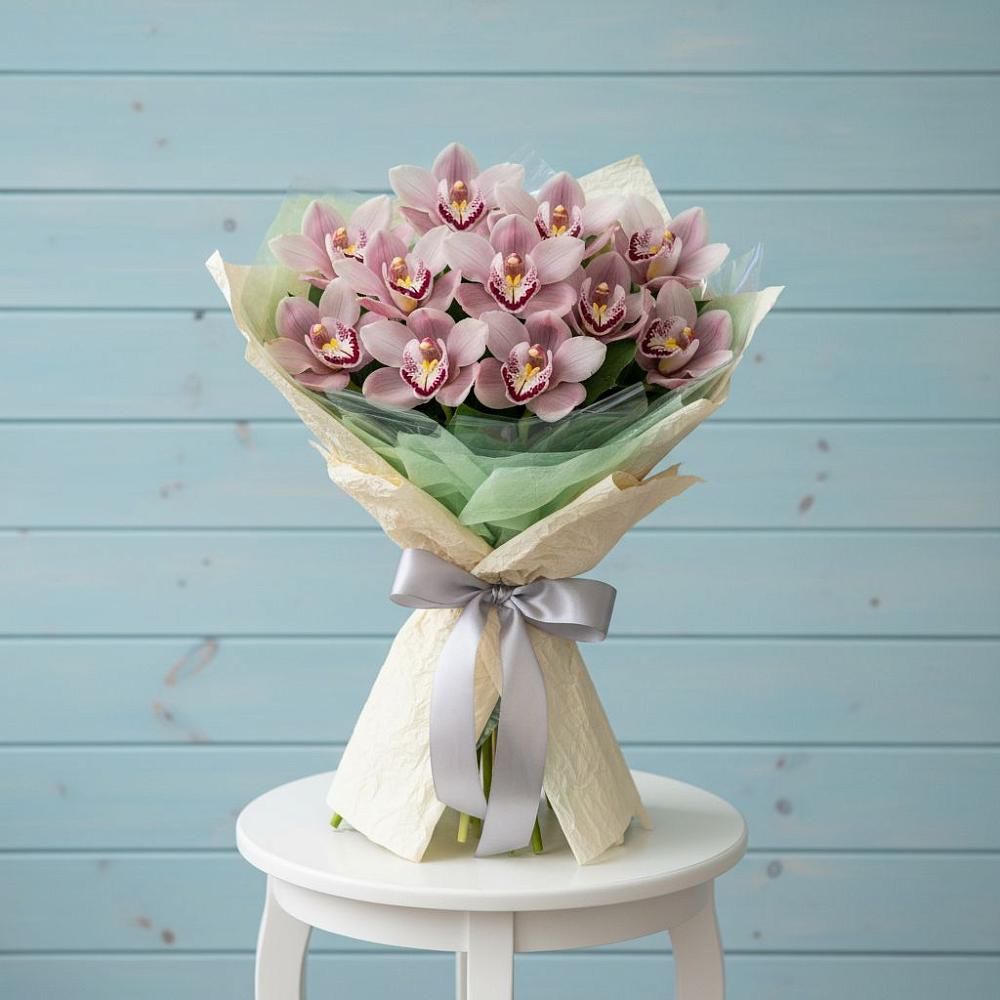 Букет цветов из: Орхидеи и Розы в Тахтамукайском