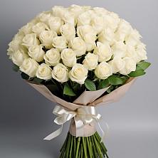 Букет 101 беля роза Белоснежка в Тахтамукайском