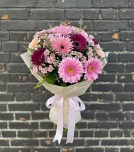 Букет цветов из:  Герберы и Хризантемы в Тахтамукайском