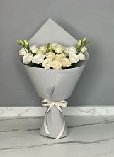 Букет цветов из:  Розы и Лизиантусы в Тахтамукайском